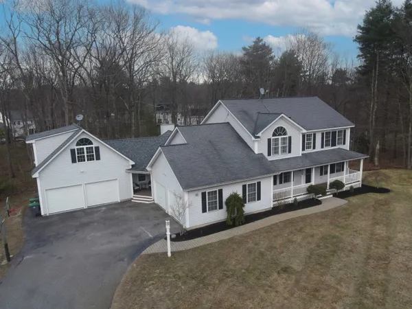 $995,000 | 10 Quarry Road, Hooksett, NH 03106