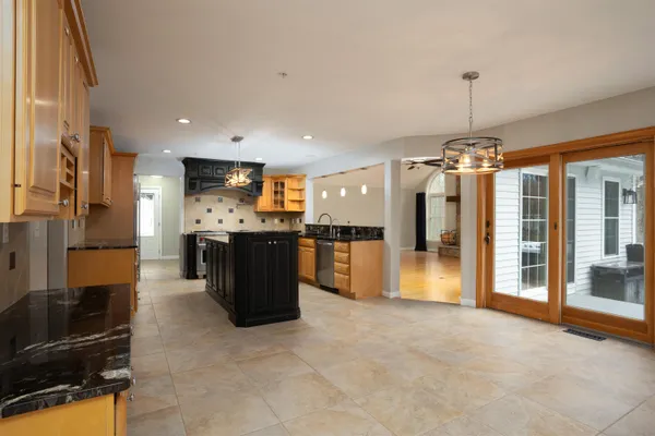 $995,000 | 10 Quarry Road, Hooksett, NH 03106