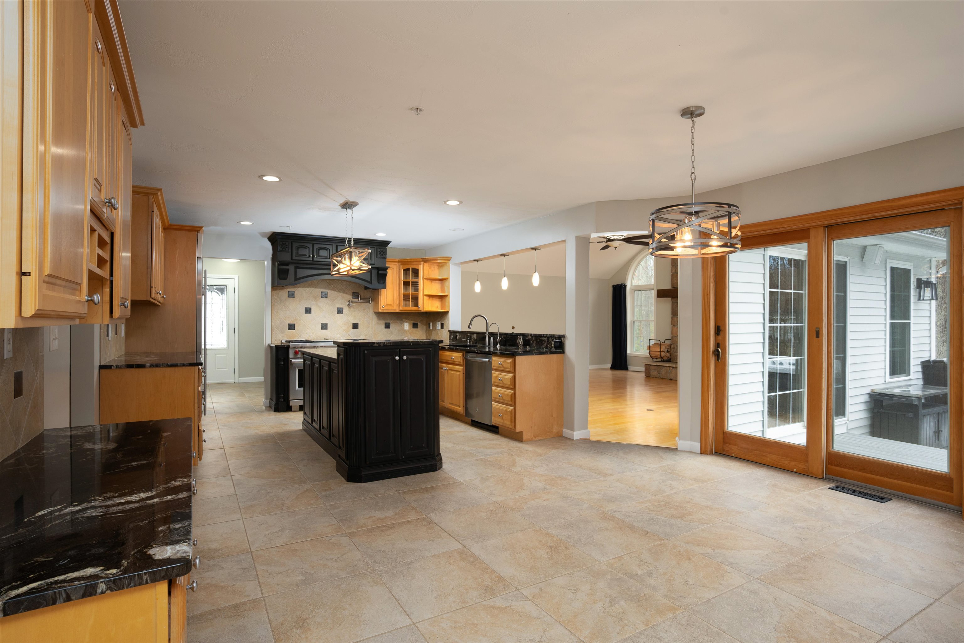 10 Quarry Road Hooksett, NH 03106 - Photo 13 of 59