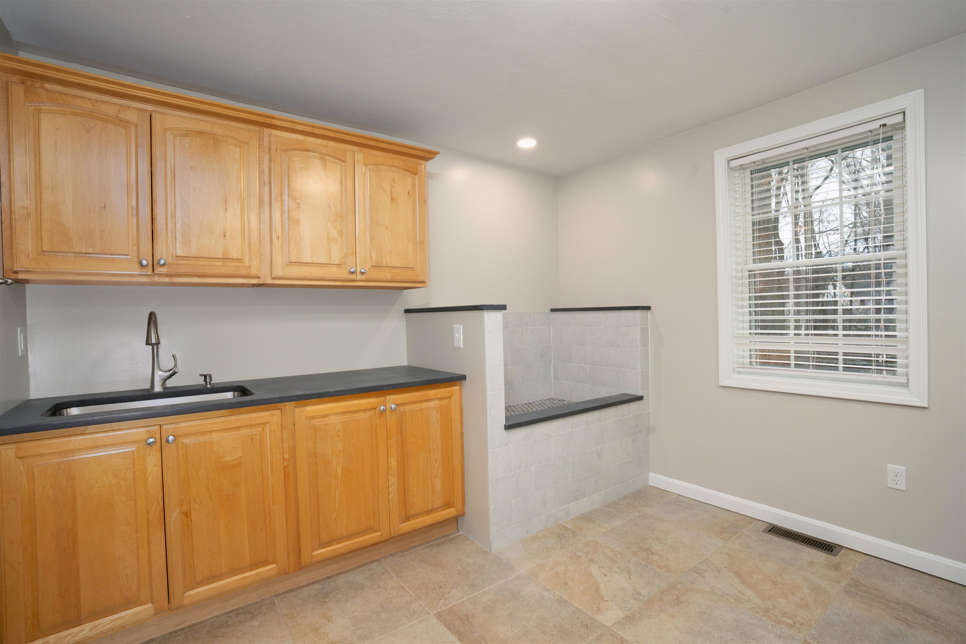 10 Quarry Road Hooksett, NH 03106 - Photo 45 of 59