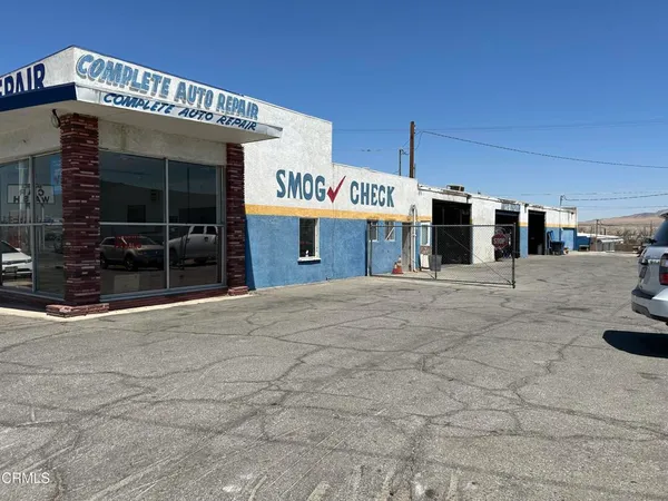 $995,000 | 1401 Main Street, Barstow, CA 92311