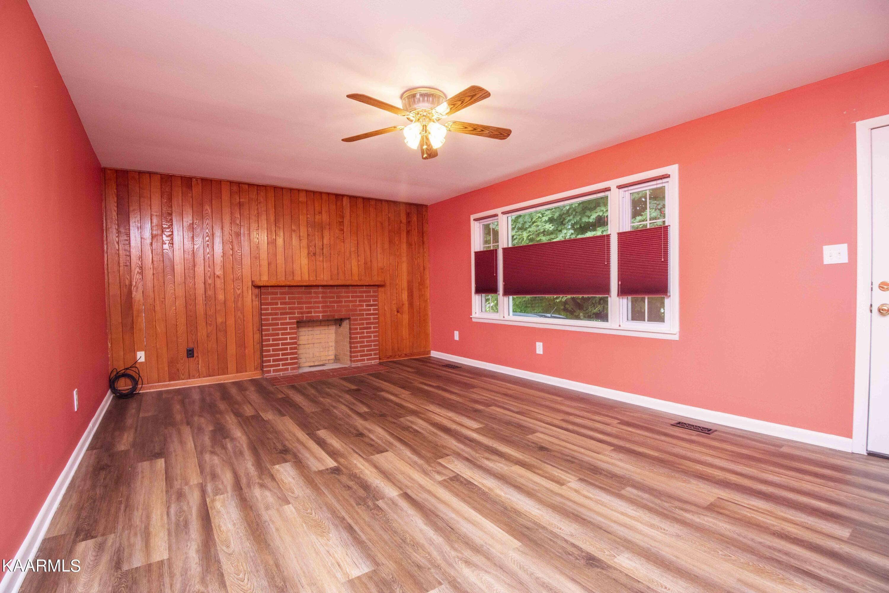 109 Spring Street Maynardville, TN 37807 - Photo 16 of 35 E9F30623-492D-43A6-A083-98490C8E218A