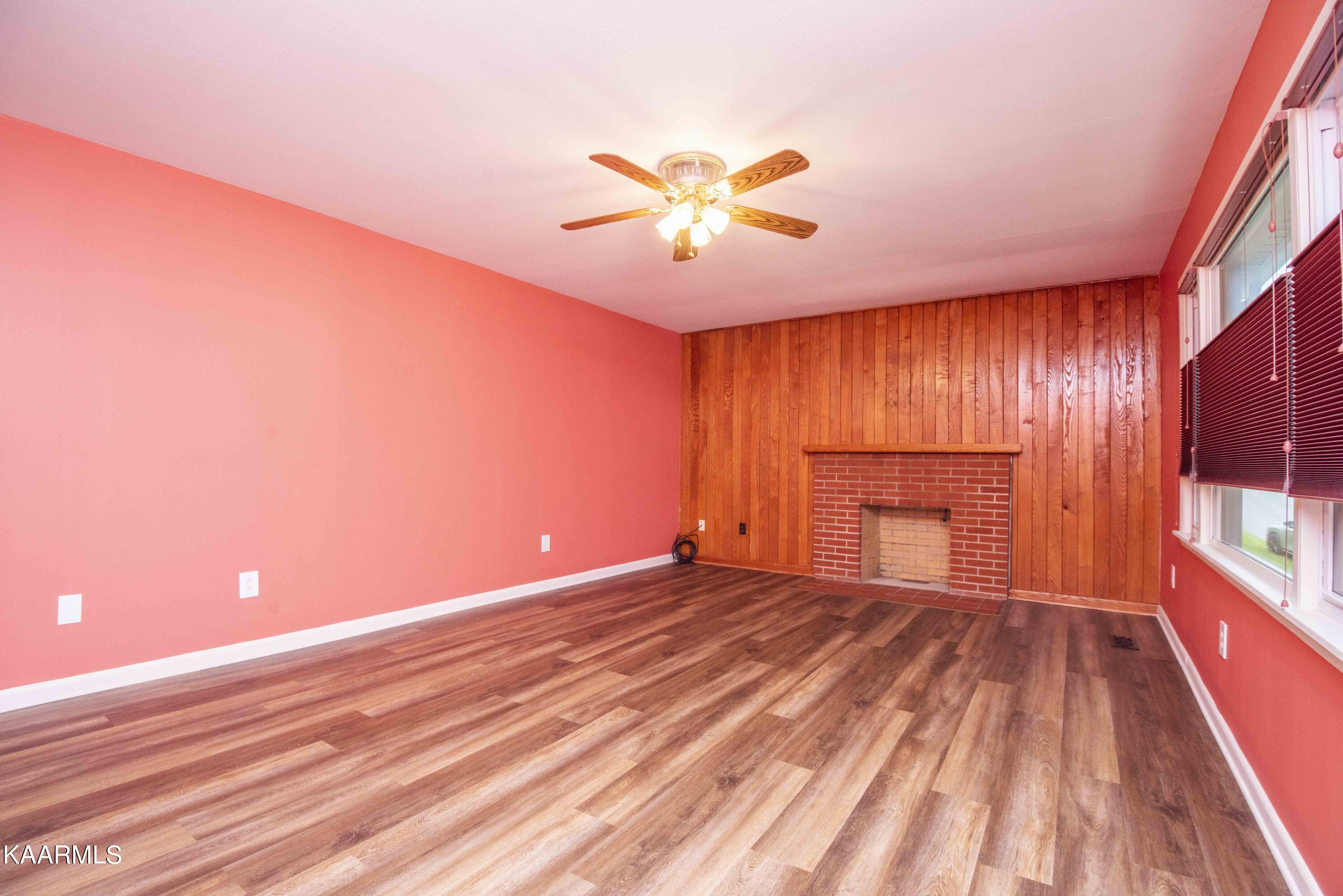 109 Spring Street Maynardville, TN 37807 - Photo 17 of 35 B820CAAB-207F-47BE-99B4-EE97BE10CBD5