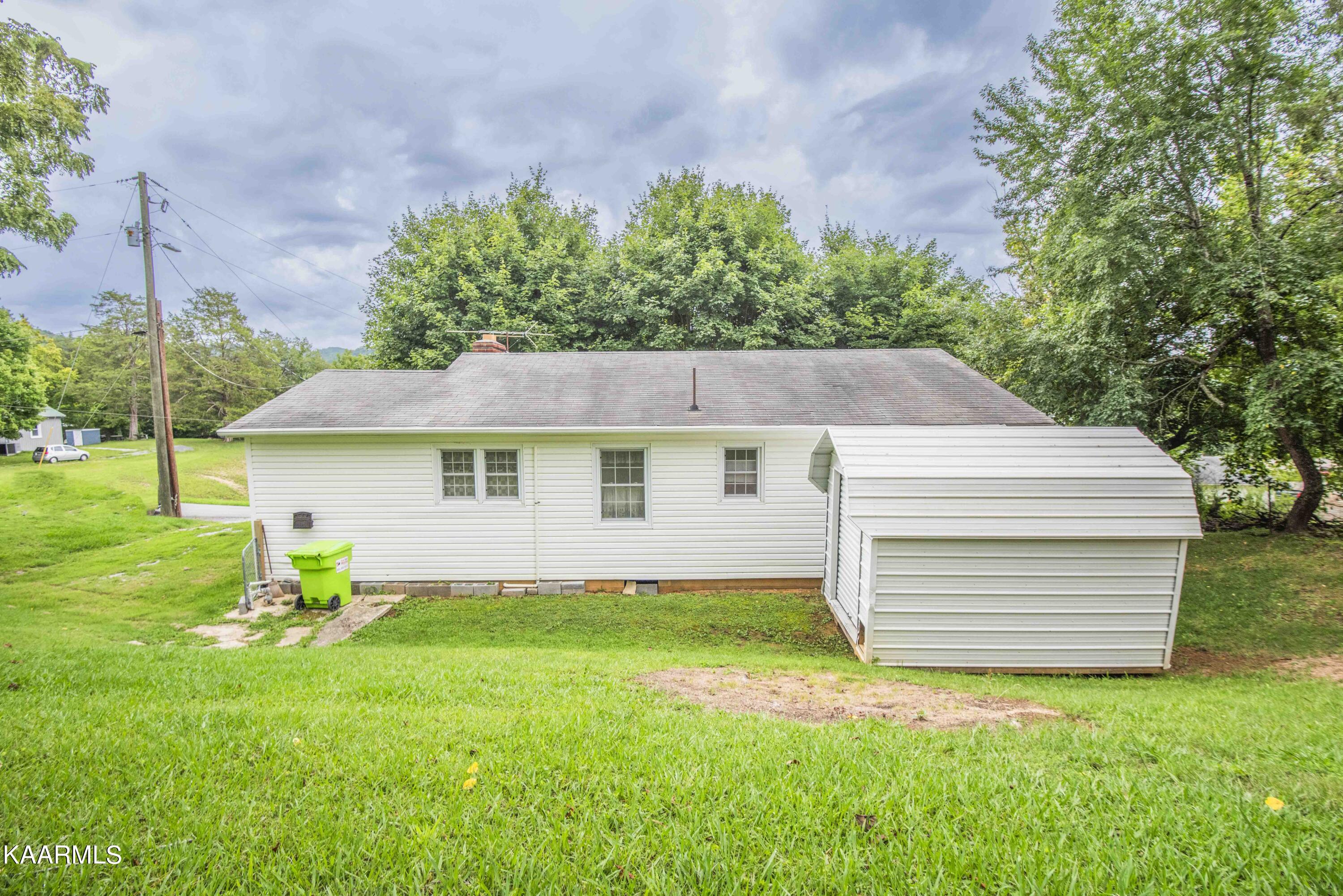 109 Spring Street Maynardville, TN 37807 - Photo 9 of 35 4E3C952D-B2BA-4FD9-AD98-BB975C723CF1