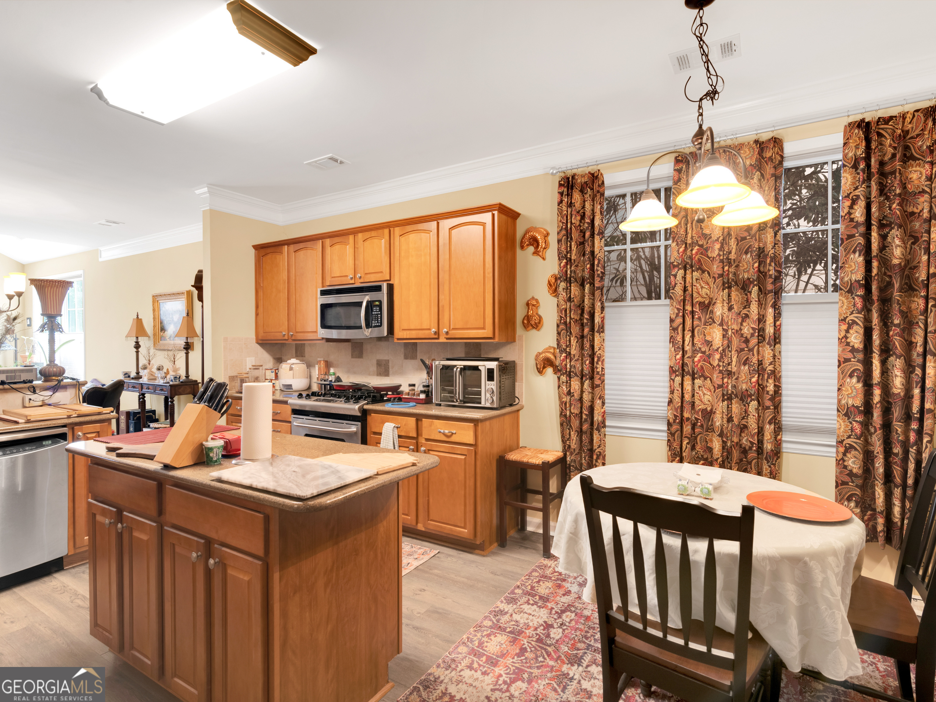 1141 Pebble Creek Lane Locust Grove, GA 30248 - Photo 5 of 14 Eat-in Kitchen