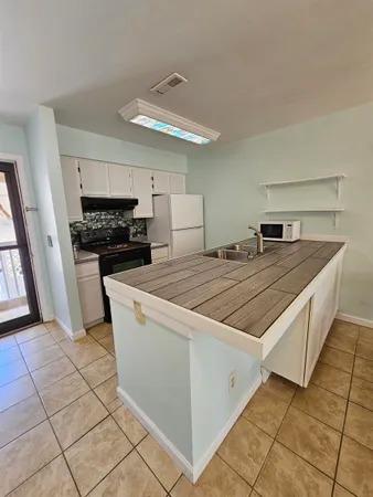 $1,350 | 4489 Little River Inn Lane, Unit 1704, Little River, SC 29566