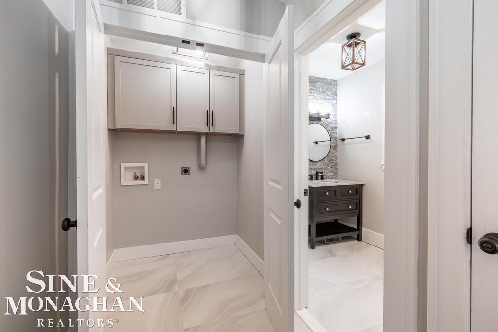 705 Lincoln Road Grosse Pointe, MI 48230 - Photo 13 of 33 50071297-12.JPG