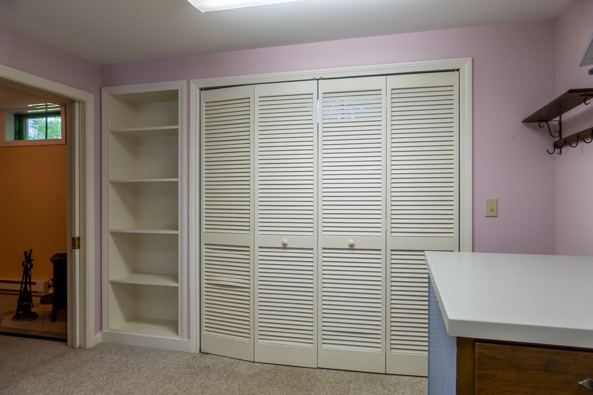 39 Spar Cove Road Freeport, ME 04032 - Photo 44 of 67 44-Craft room (3 of 3)