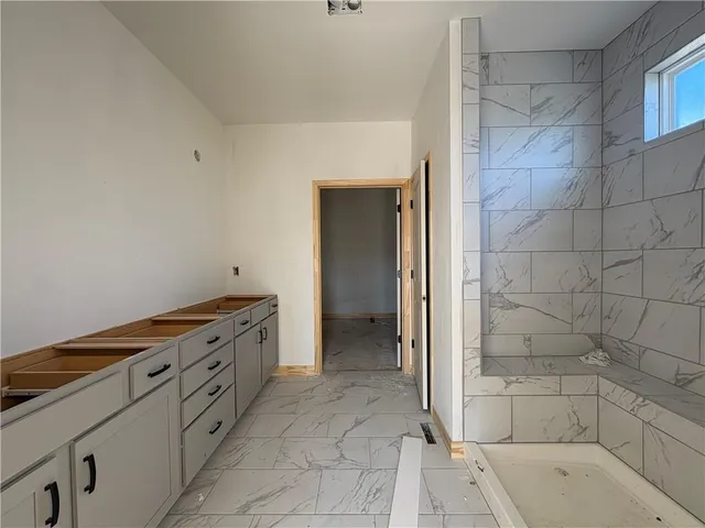 $624,900 | 3017 Northwest 95th Terrace, Kansas City, MO 64154