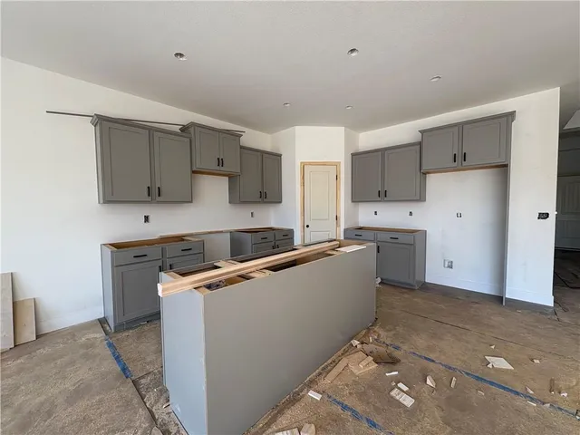 $624,900 | 3017 Northwest 95th Terrace, Kansas City, MO 64154