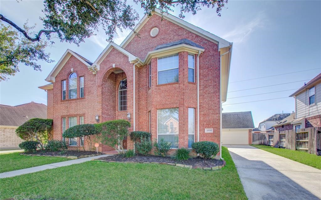 20011 Glen Lake Drive Spring, TX 77388 - Photo 2 of 31