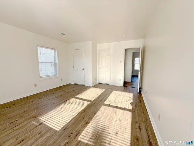 $2,400 | 209 Hamilton Street, Bridgeport, CT 06608