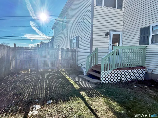 $2,400 | 209 Hamilton Street, Bridgeport, CT 06608