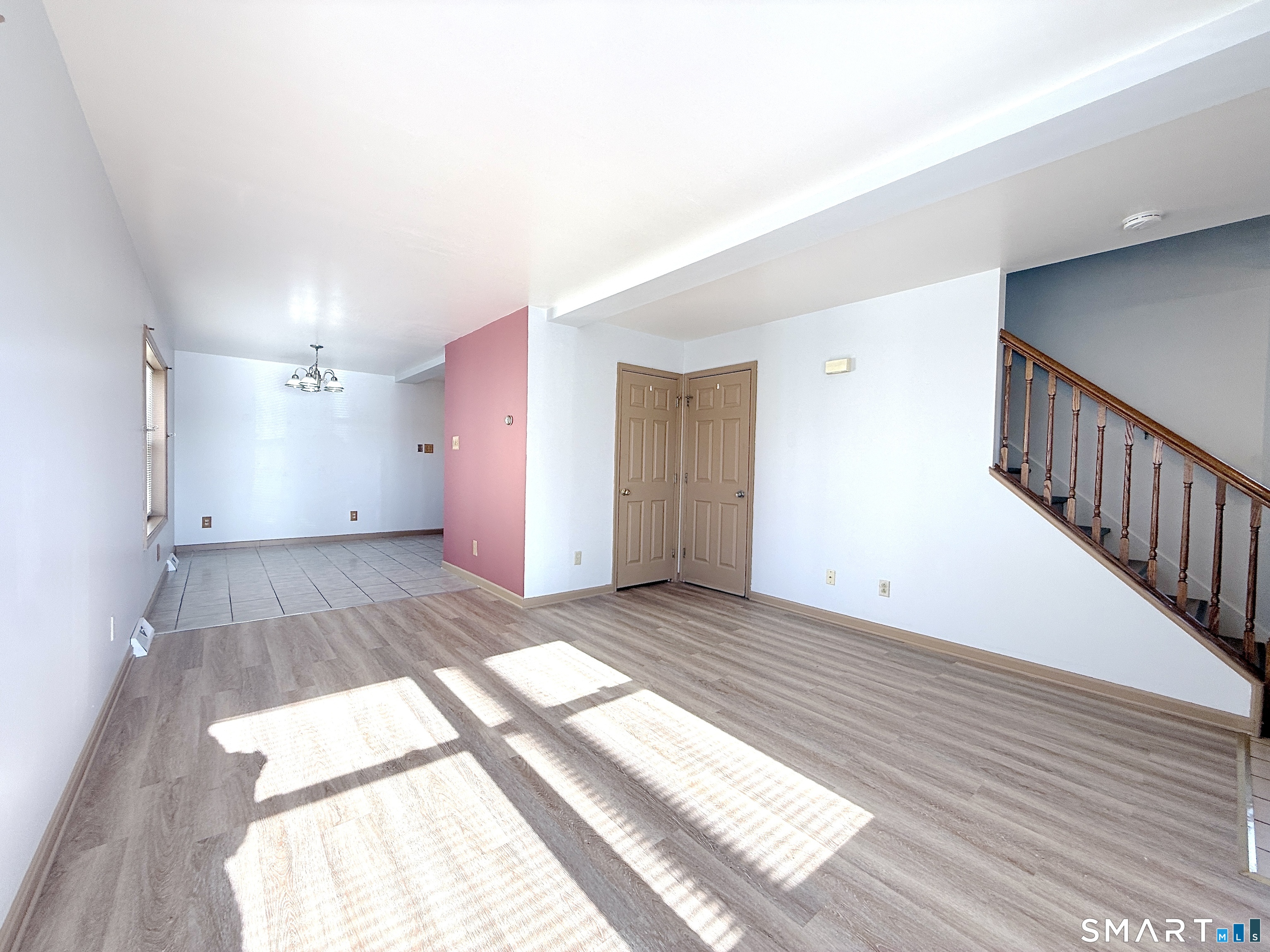 209 Hamilton Street Bridgeport, CT 06608 - Photo 3 of 18 Livingroom