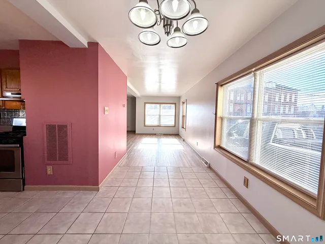 $2,400 | 209 Hamilton Street, Bridgeport, CT 06608