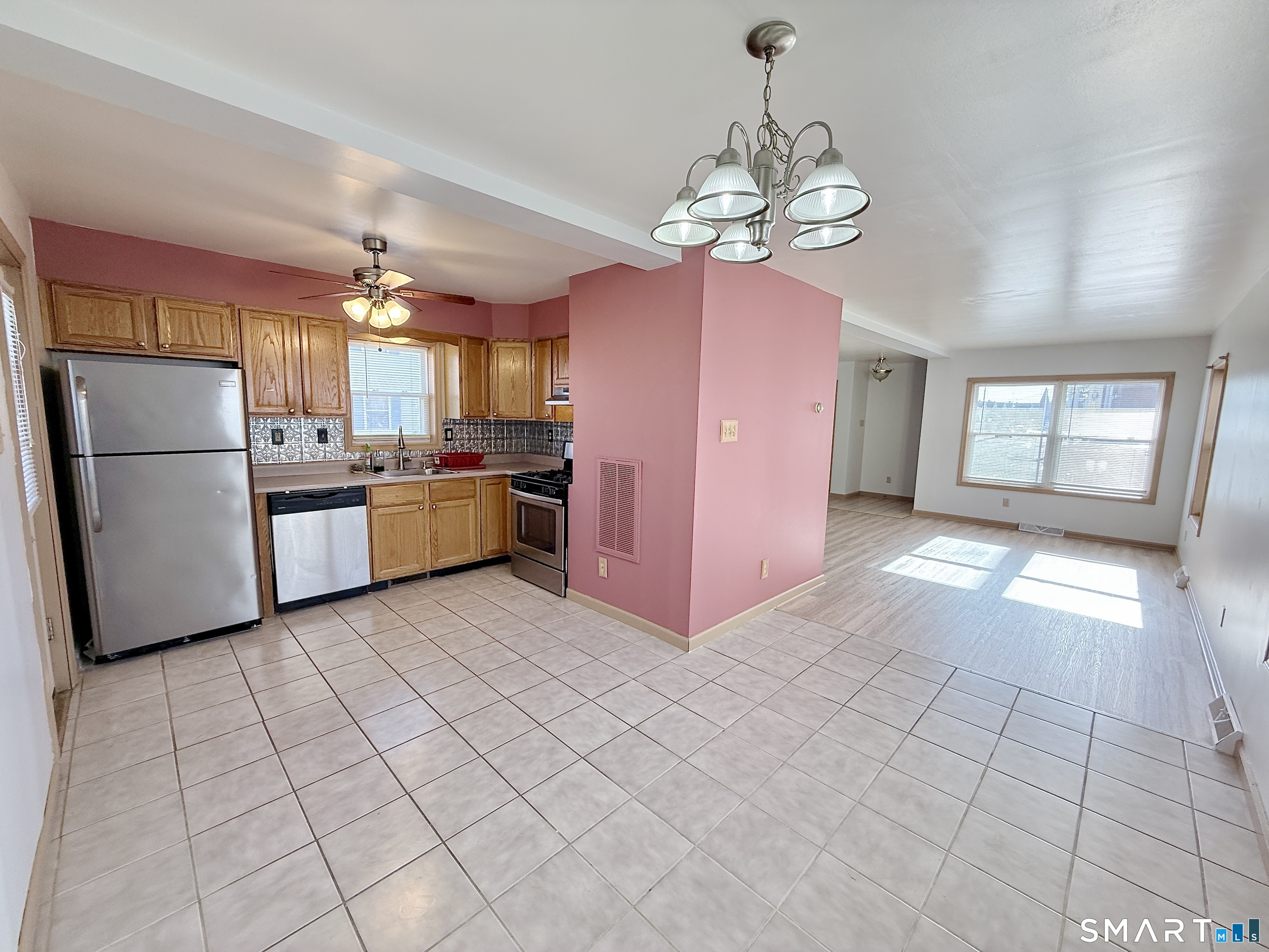 209 Hamilton Street Bridgeport, CT 06608 - Photo 5 of 18 Kitchen/Dinning Area