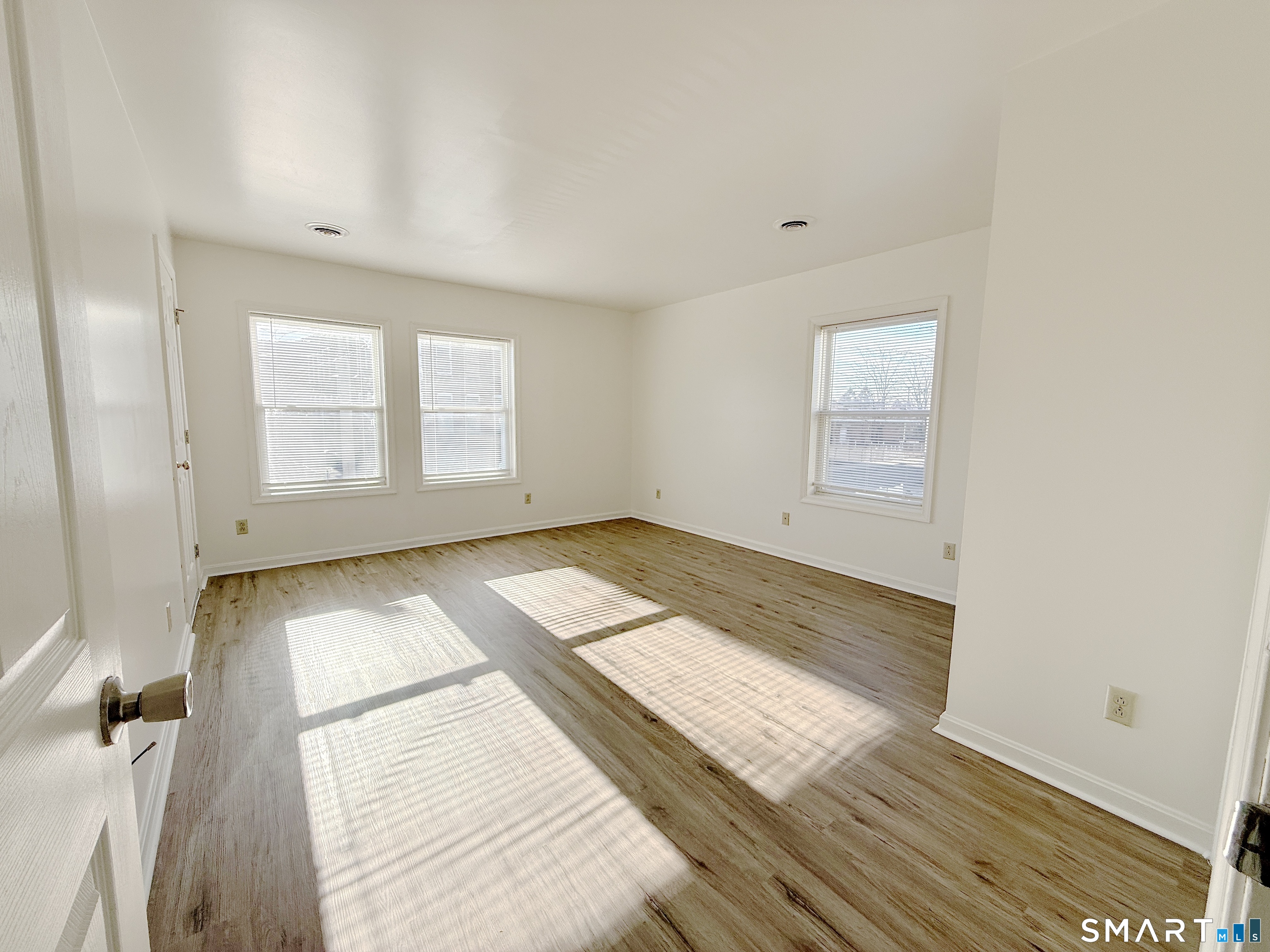 209 Hamilton Street Bridgeport, CT 06608 - Photo 9 of 18 Primary Bedroom