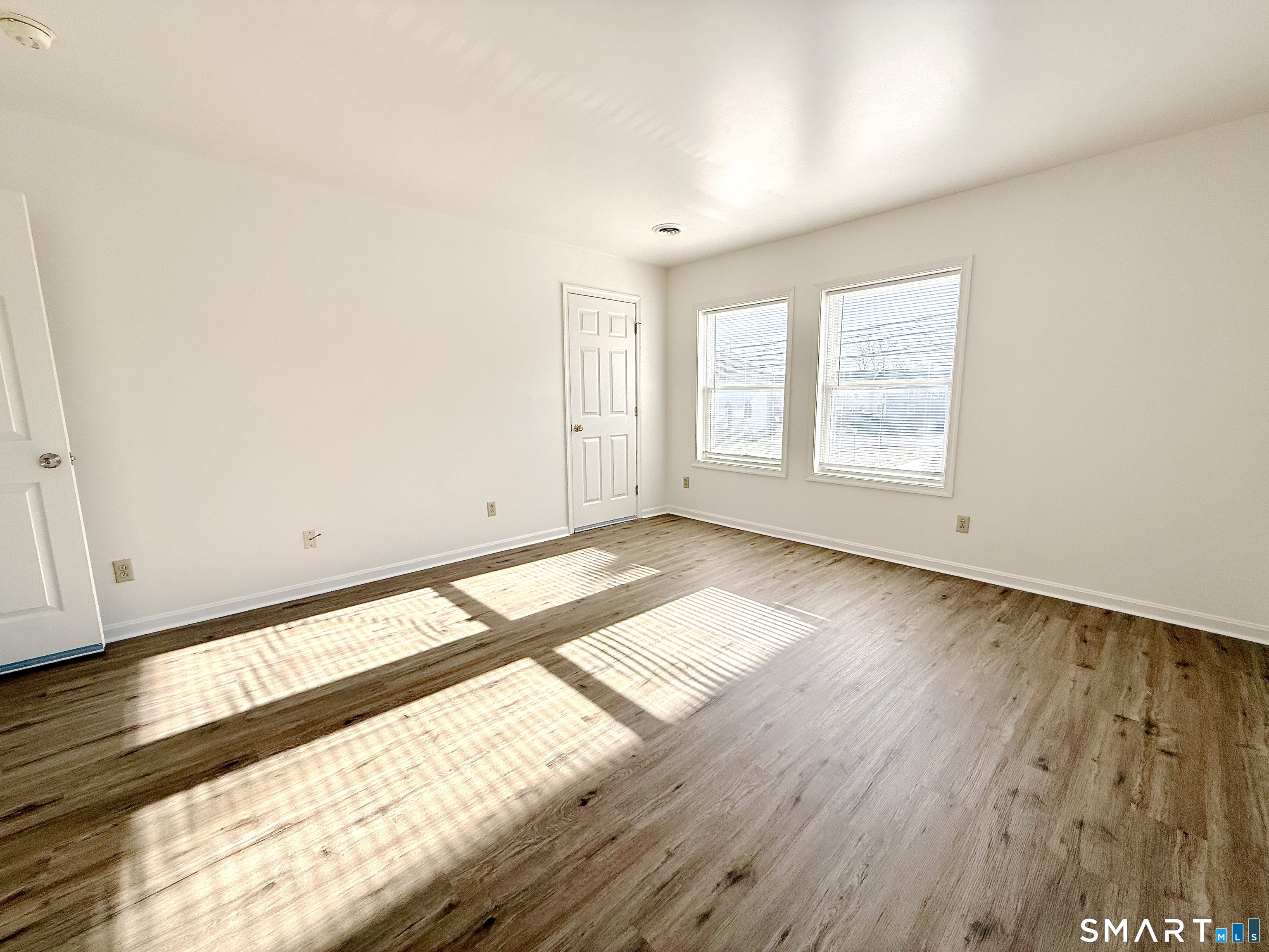 209 Hamilton Street Bridgeport, CT 06608 - Photo 10 of 18 Primary Bedroom