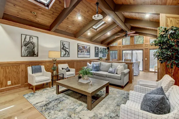 $719,900 | 7916 Laurelridge Court, Fair Oaks, CA 95628