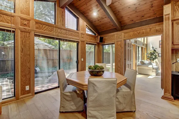 $719,900 | 7916 Laurelridge Court, Fair Oaks, CA 95628