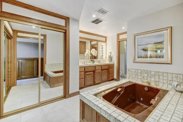 $719,900 | 7916 Laurelridge Court, Fair Oaks, CA 95628