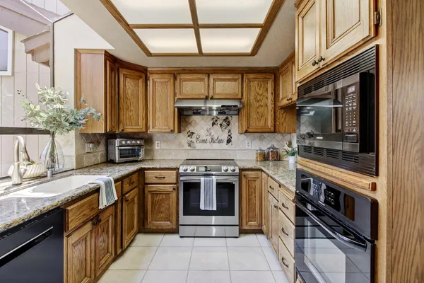 $719,900 | 7916 Laurelridge Court, Fair Oaks, CA 95628