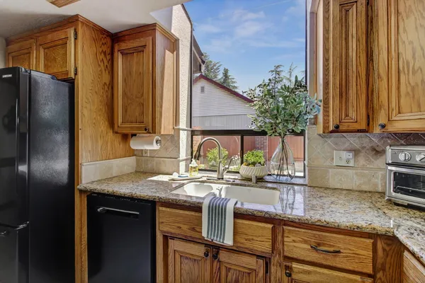 $719,900 | 7916 Laurelridge Court, Fair Oaks, CA 95628