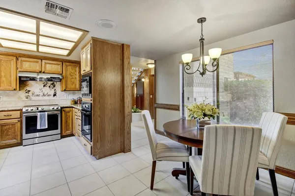 $719,900 | 7916 Laurelridge Court, Fair Oaks, CA 95628