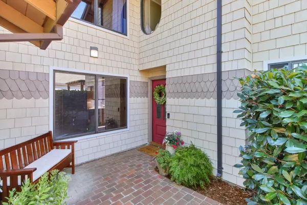 $719,900 | 7916 Laurelridge Court, Fair Oaks, CA 95628