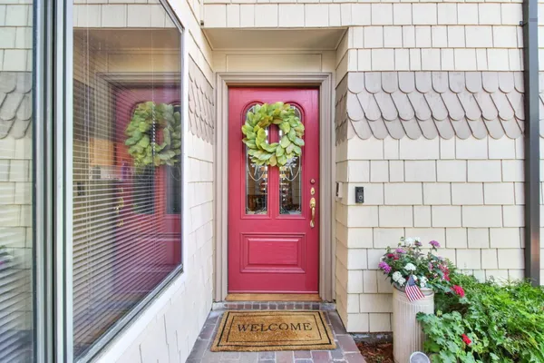 $719,900 | 7916 Laurelridge Court, Fair Oaks, CA 95628