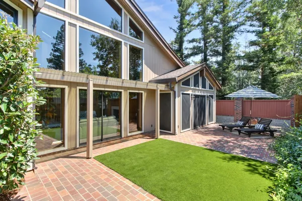 $719,900 | 7916 Laurelridge Court, Fair Oaks, CA 95628