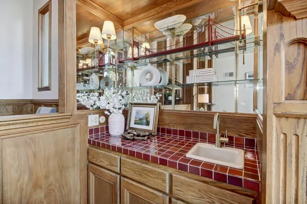 $719,900 | 7916 Laurelridge Court, Fair Oaks, CA 95628