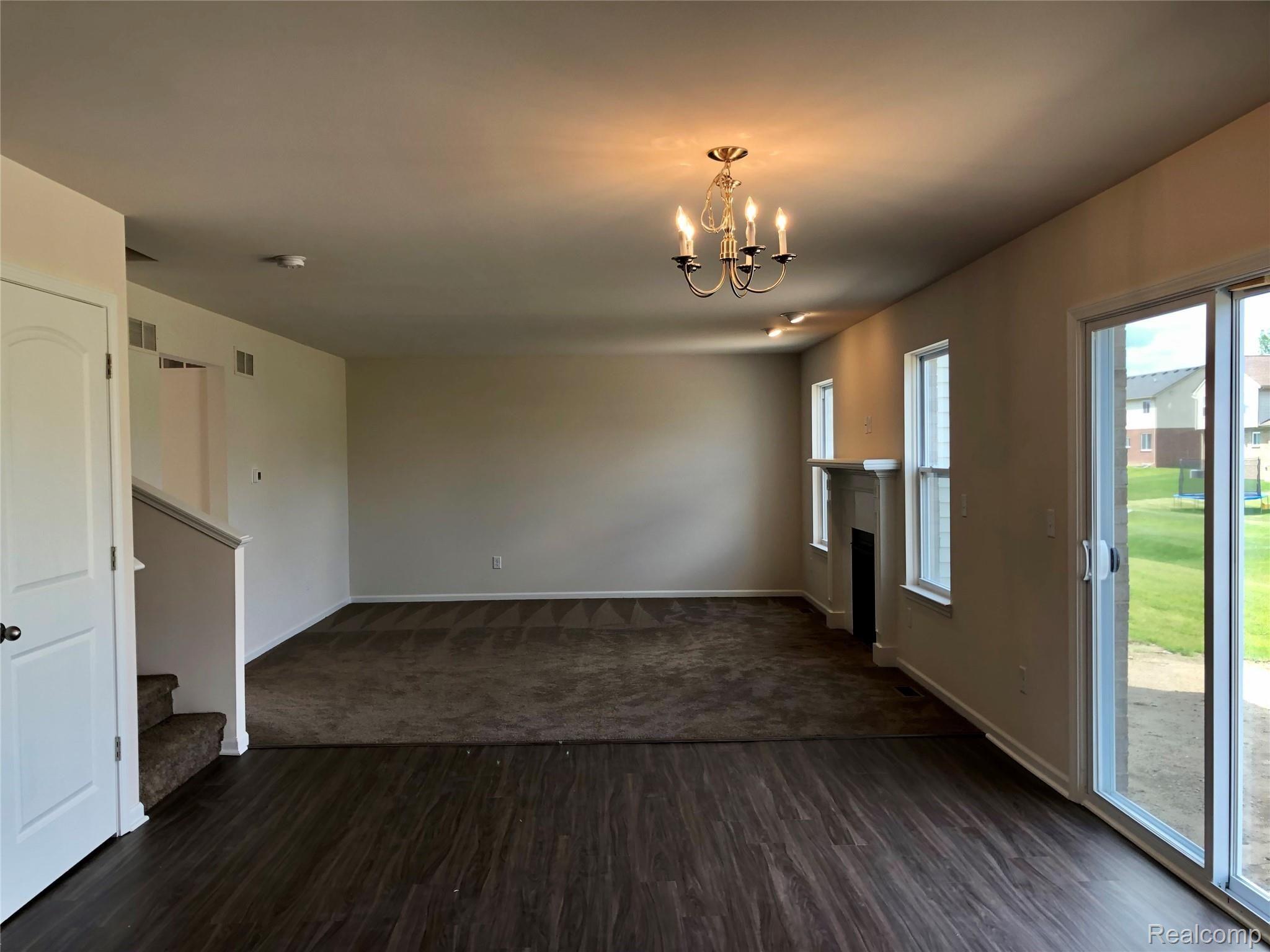 13404 Stamford Road Belleville, MI 48111 - Photo 8 of 24 Dining Room / Living Room
