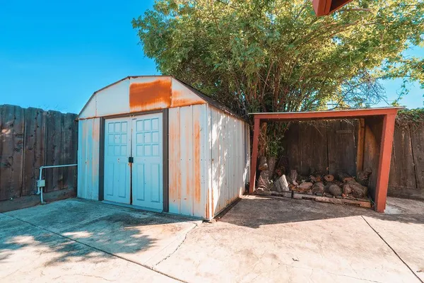 a backyard of a house
