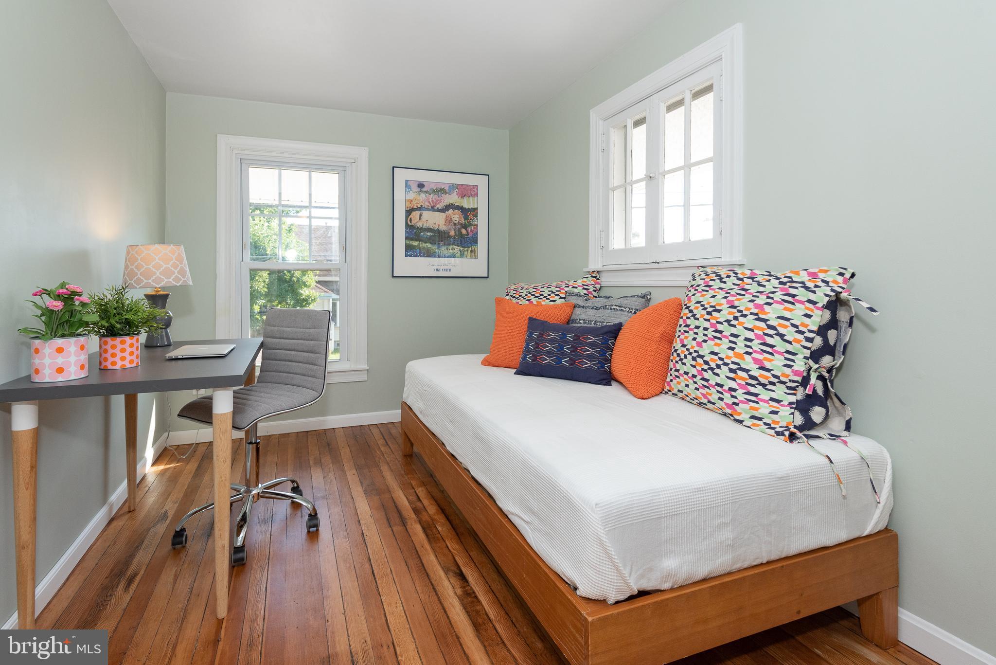 121 Willow Road Wallingford, PA 19086 - Photo 18 of 31 3rd Bedroom