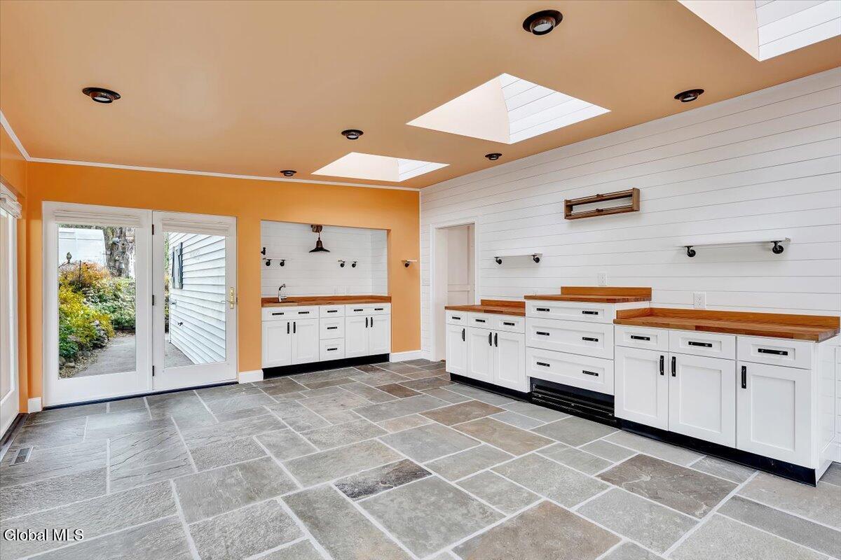 424 Gower Road Glenville, NY 12302 - Photo 29 of 79 26-P1606916