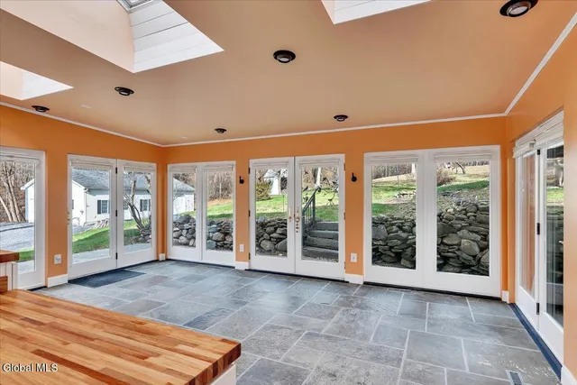 $649,900 | 424 Gower Road, Glenville, NY 12302