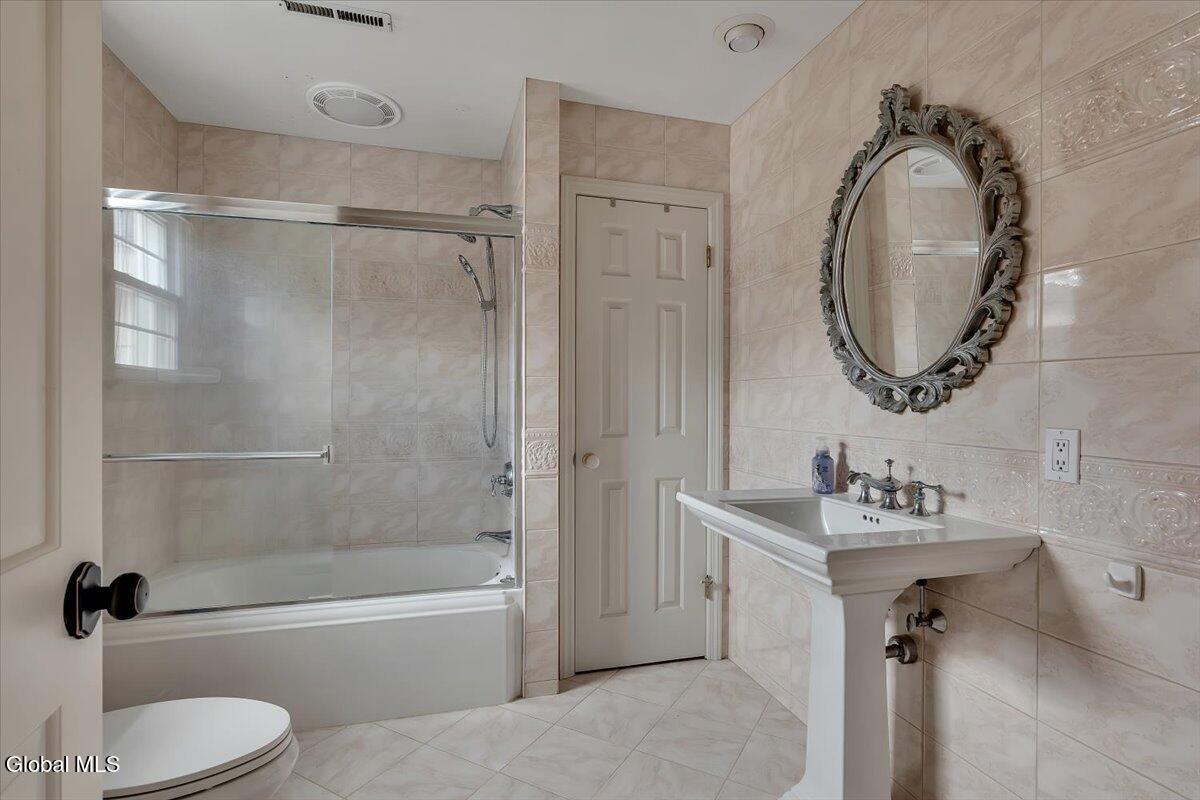 424 Gower Road Glenville, NY 12302 - Photo 42 of 79 39-P1606982