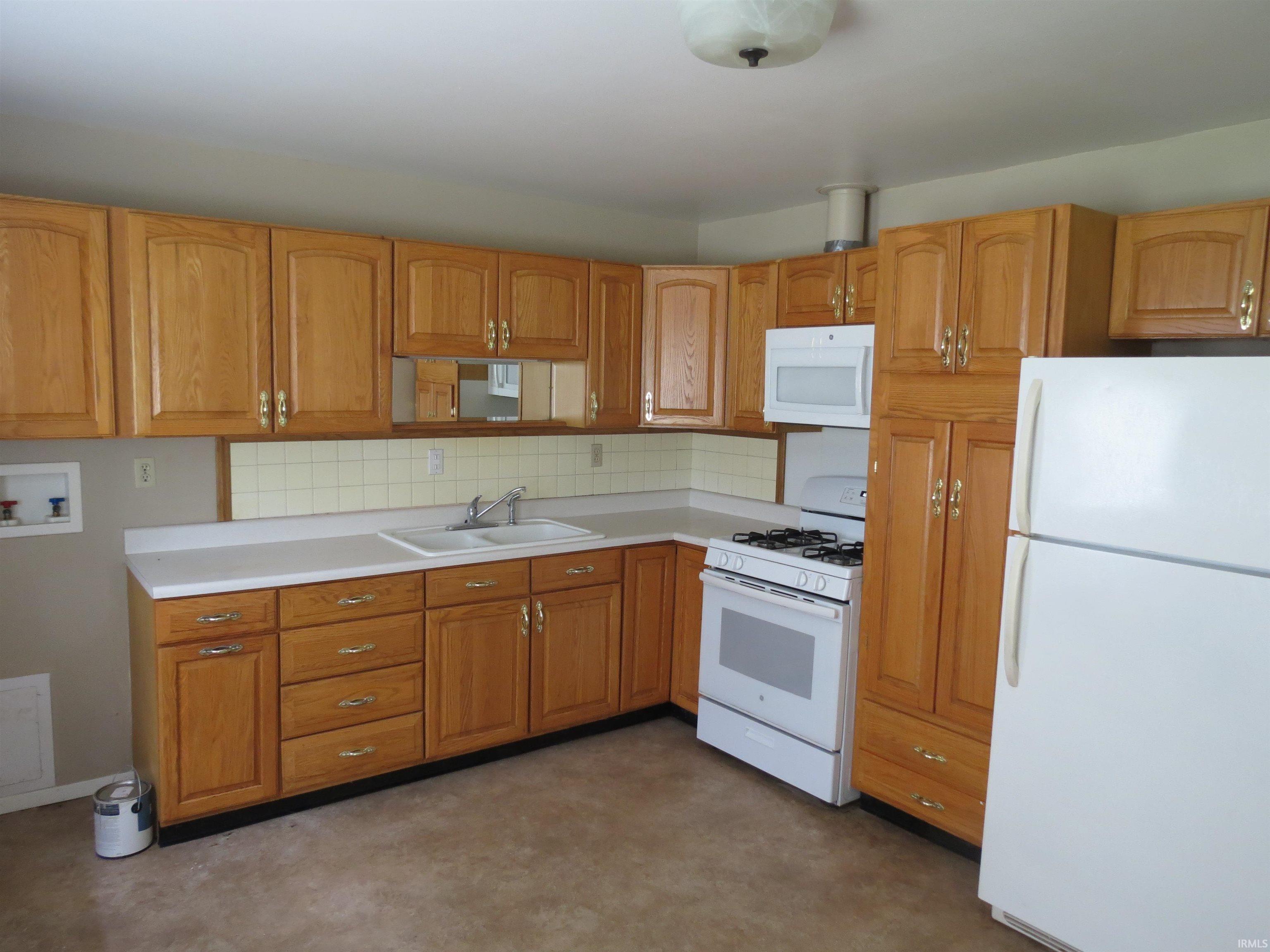 463 Oak Street Peru, IN 46970 - Photo 7 of 11