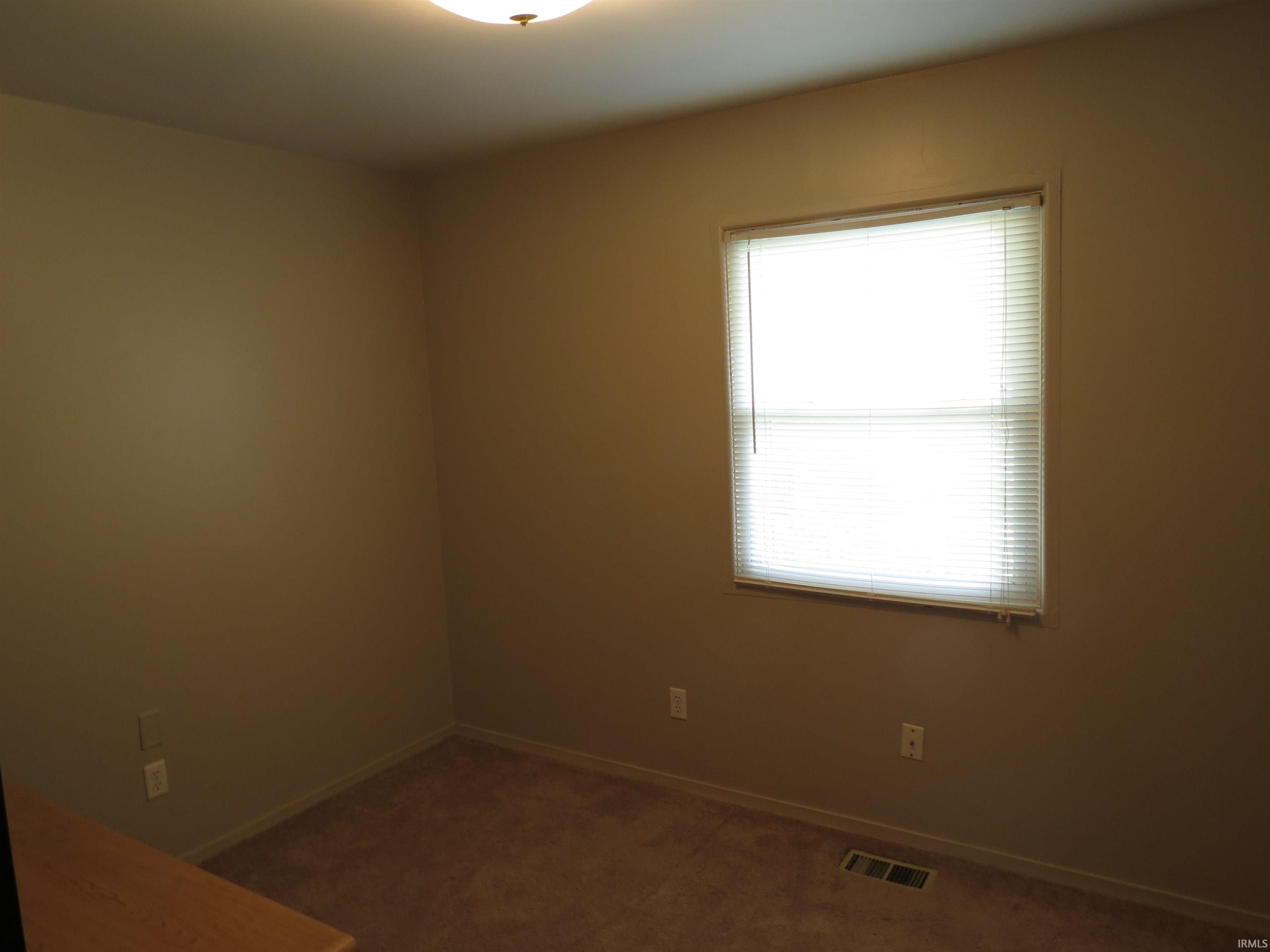 463 Oak Street Peru, IN 46970 - Photo 8 of 11
