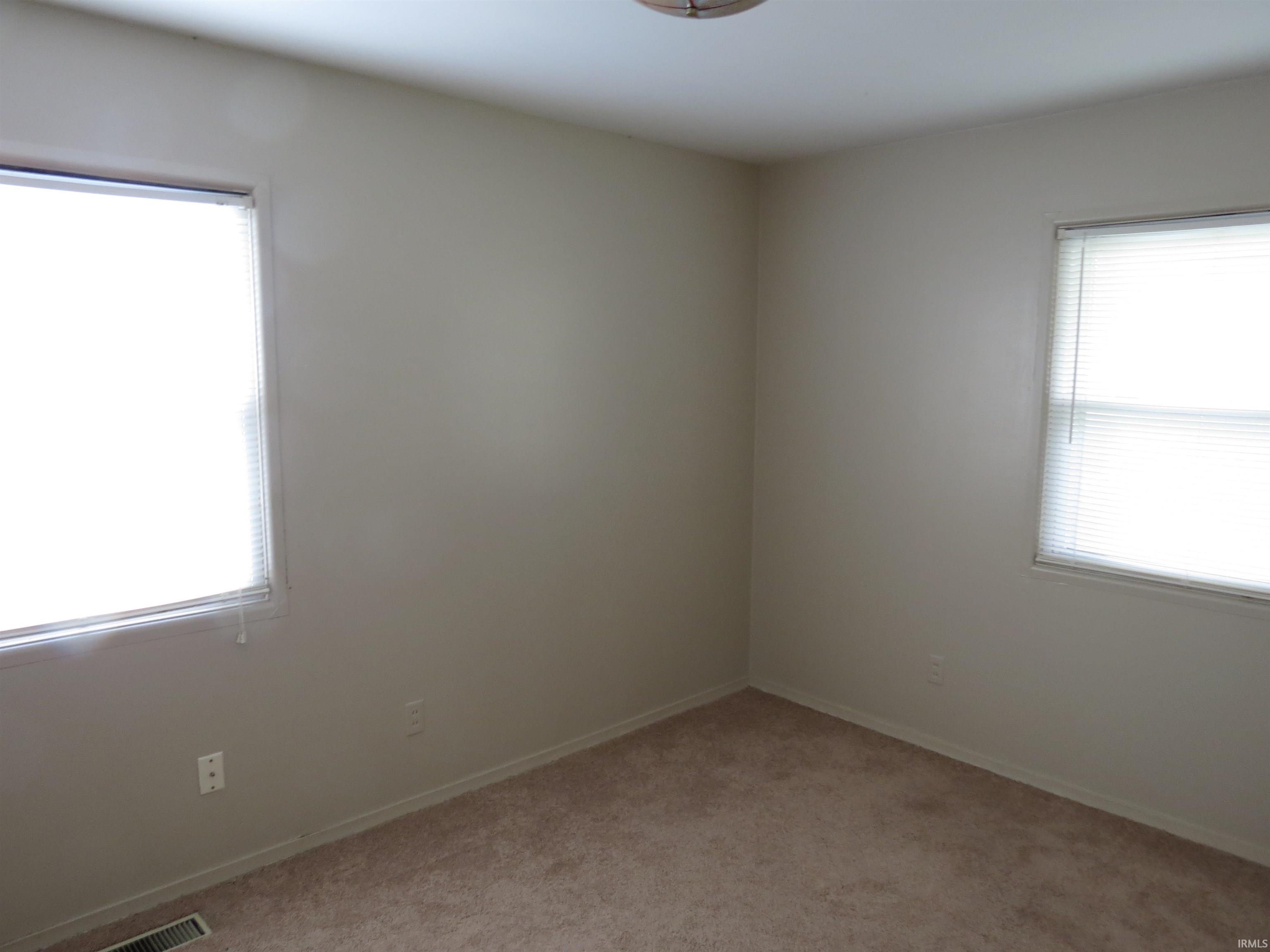 463 Oak Street Peru, IN 46970 - Photo 9 of 11