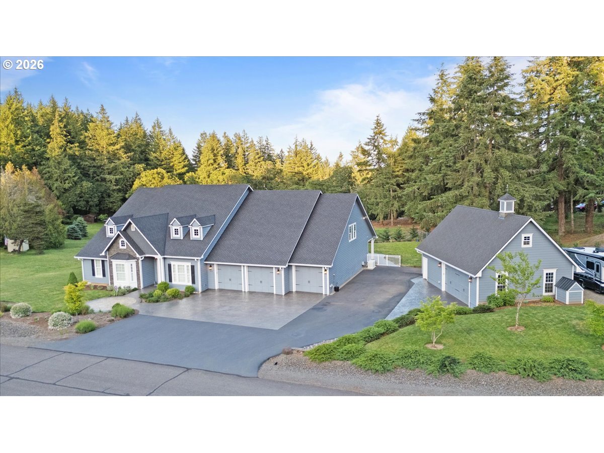 4398 Croisan Ridge Way South Salem, OR 97302 - Photo 2 of 47