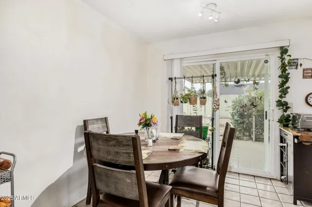 $318,000 | 7520 West Glenrosa Avenue, Phoenix, AZ 85033