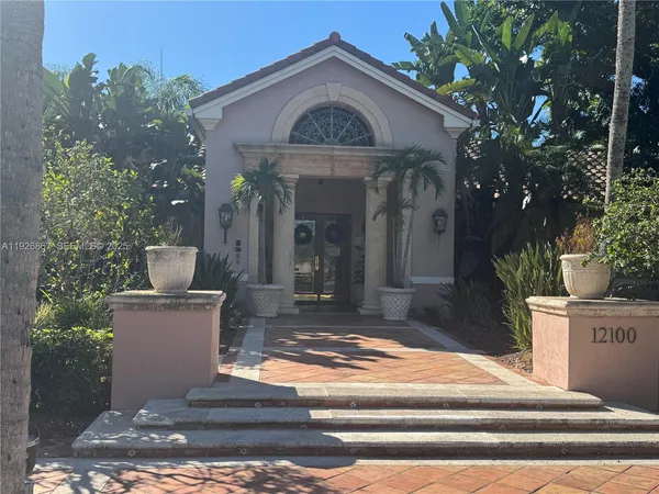 $2,050 | 12124 St Andrews Place, Unit 206, Miramar, FL 33025