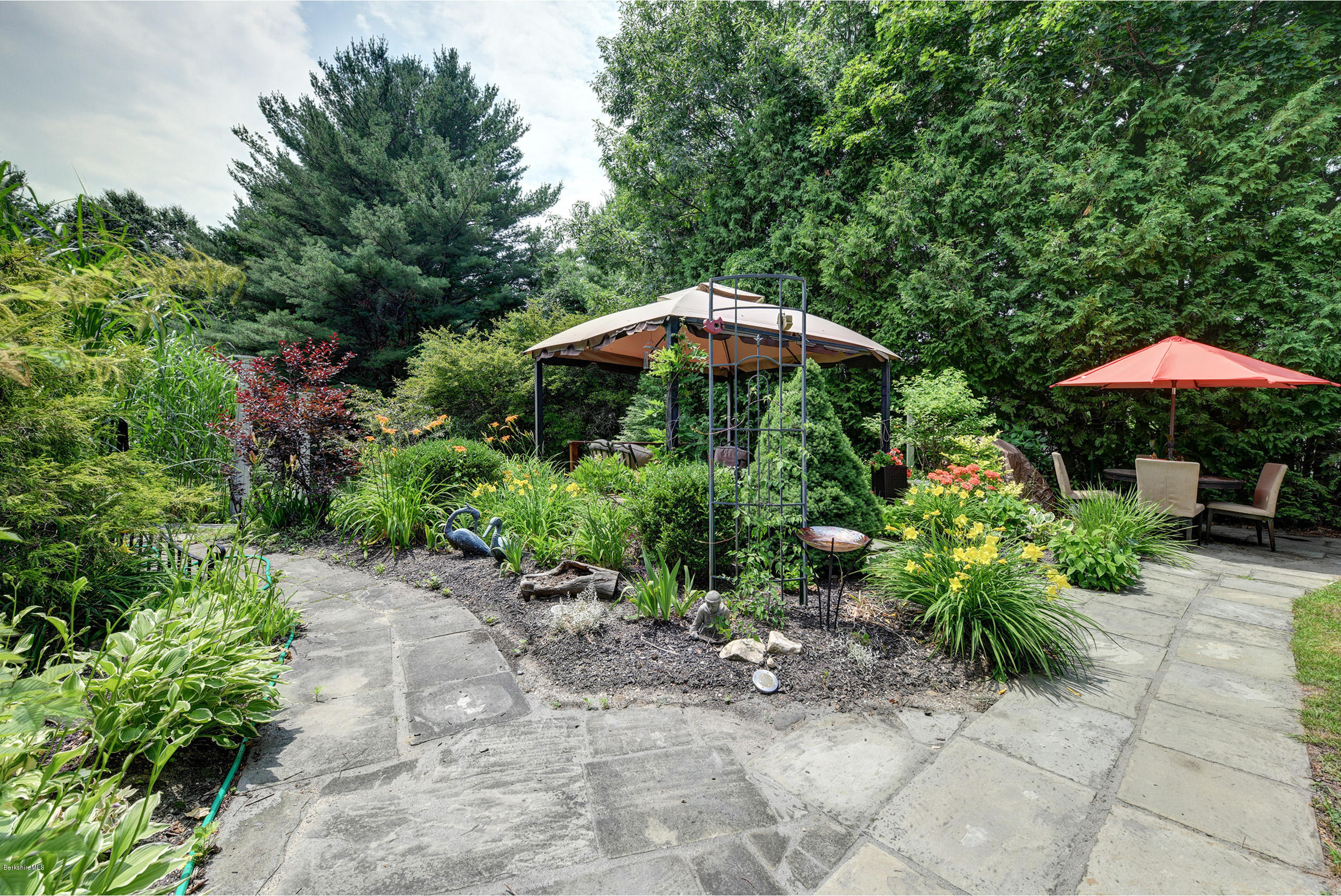 40 New Lenox Road Lenox, MA 01240 - Photo 23 of 26 40 New Lenox Road 24-Walkway amp; Patio