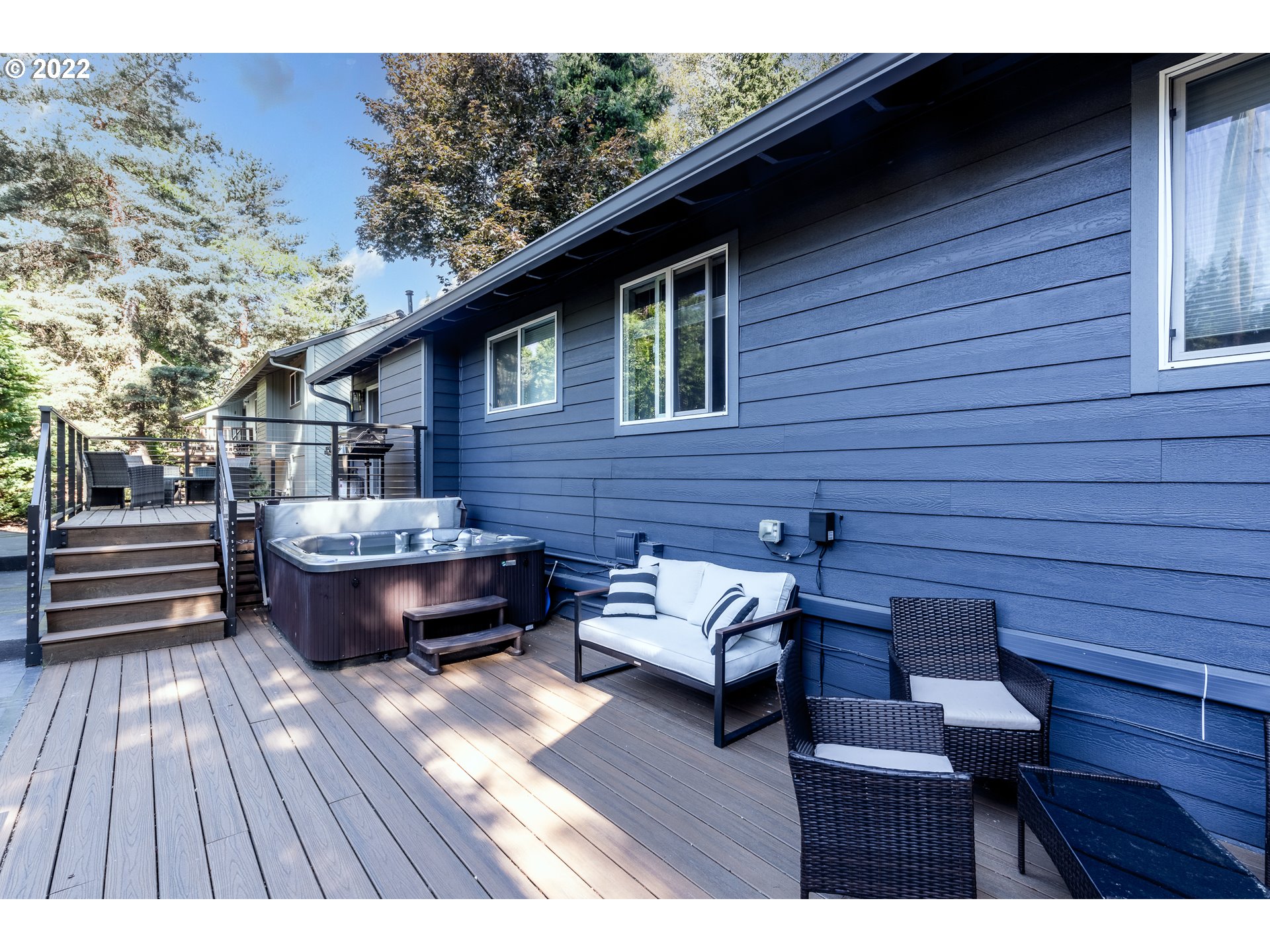 10041 Southwest Quail Post Road Portland, OR 97219 - Photo 5 of 25 Gallery Image 5