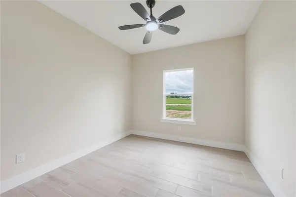 a view of an empty walk in closet