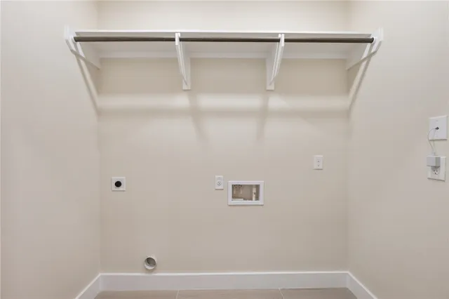 $369,900 | 4379 Collton Lane, Franklin, TX 77856