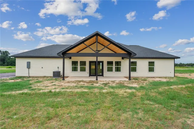 $369,900 | 4379 Collton Lane, Franklin, TX 77856