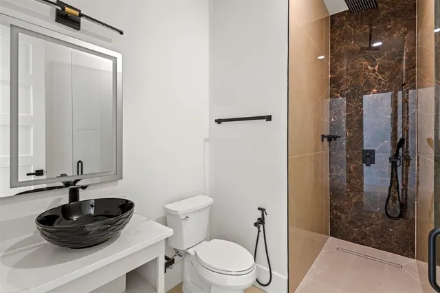 $824,900 | 4146 Khawlah Nafal Court, Irving, TX 75038